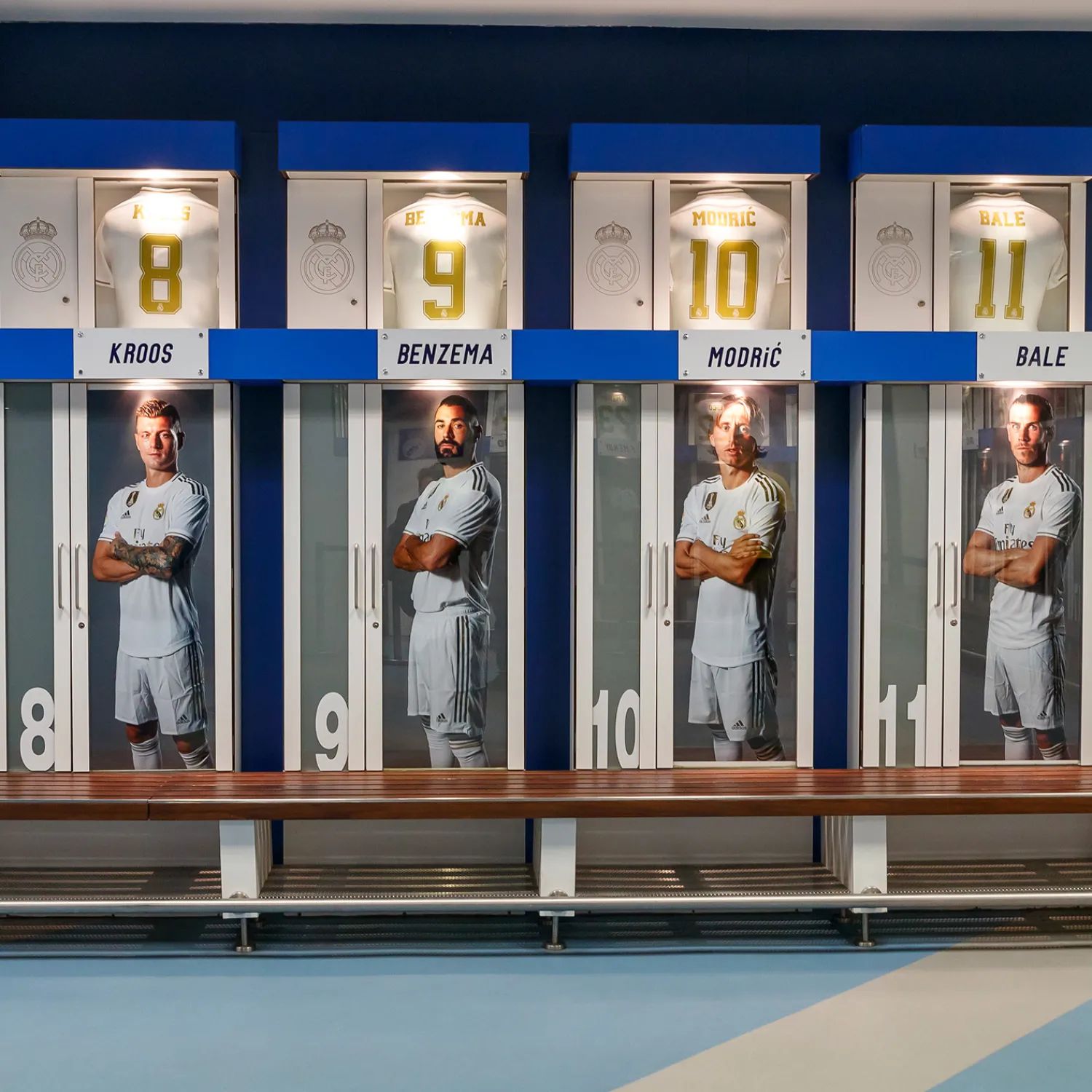 Pursuit 3 Santiago Bernabéu Stadium Real Madrid Locker Room Piece – Brown Wood Teak^ Back To School|Memorabilia